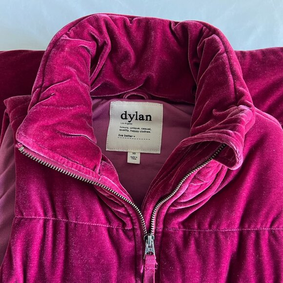 dylan Los Angeles Women's Velour Pink Puffer Vest, Size XS, Excellent Condition! - Picture 11 of 13
